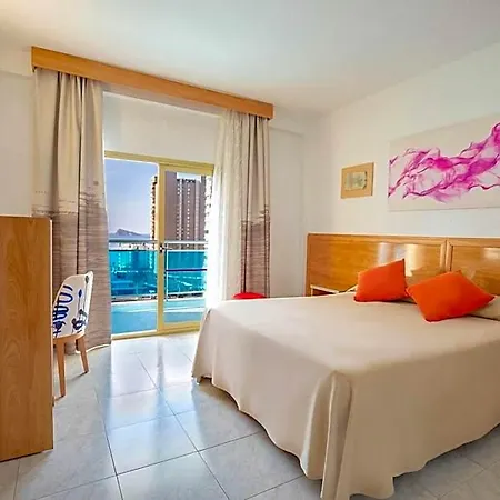 Servigroup Nereo 4* בנידורם